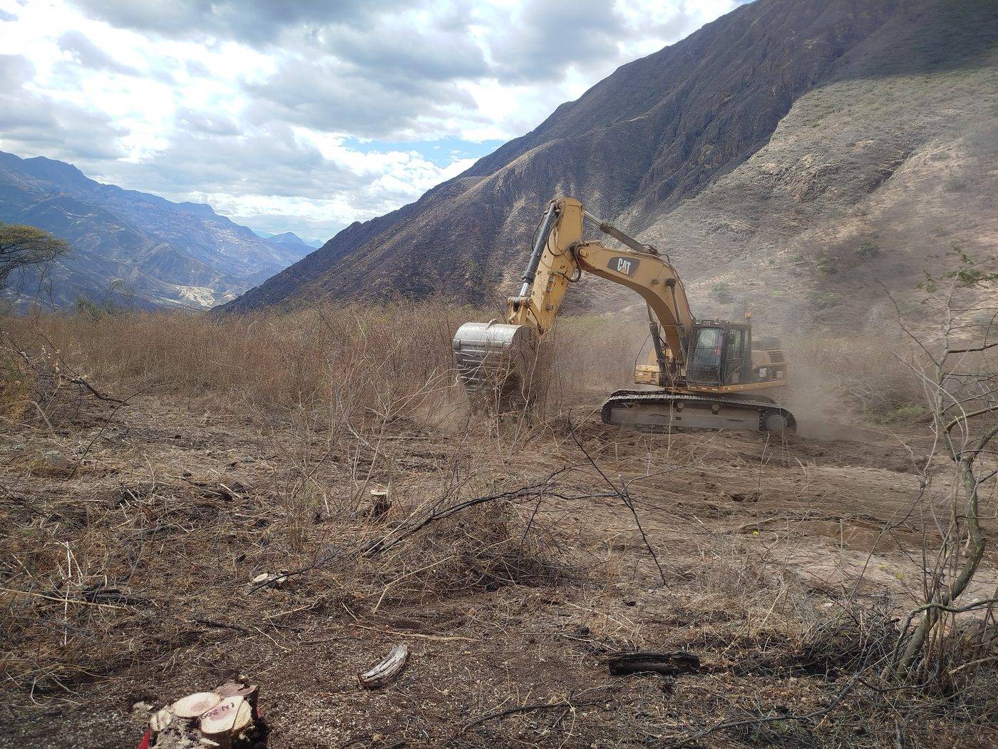 Frente de movimiento de tierras de MC MECARSAC